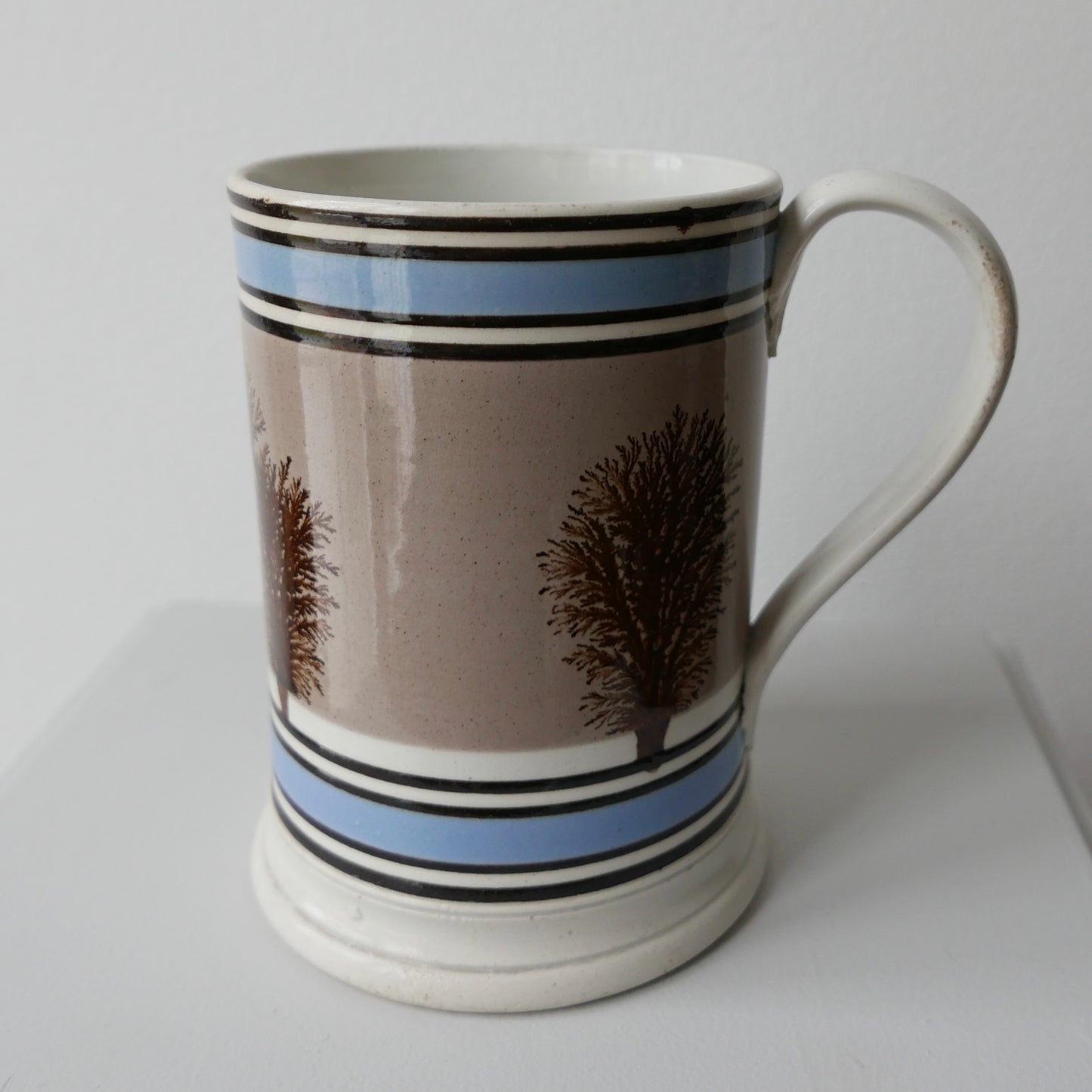 Mochaware pottery tankard mug