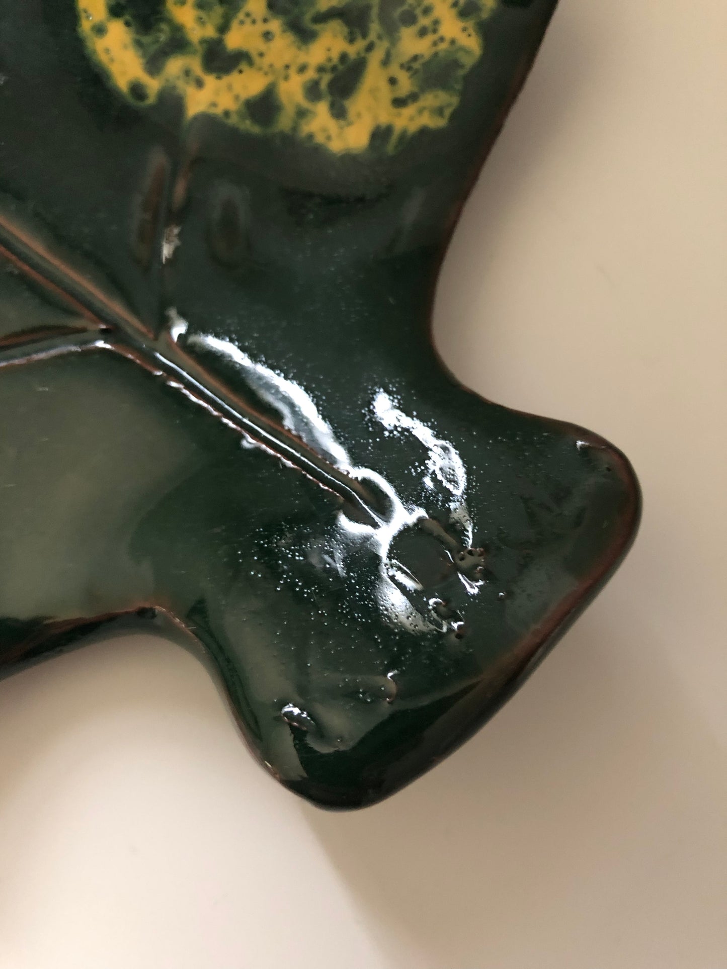 Large ceramic oak leaf