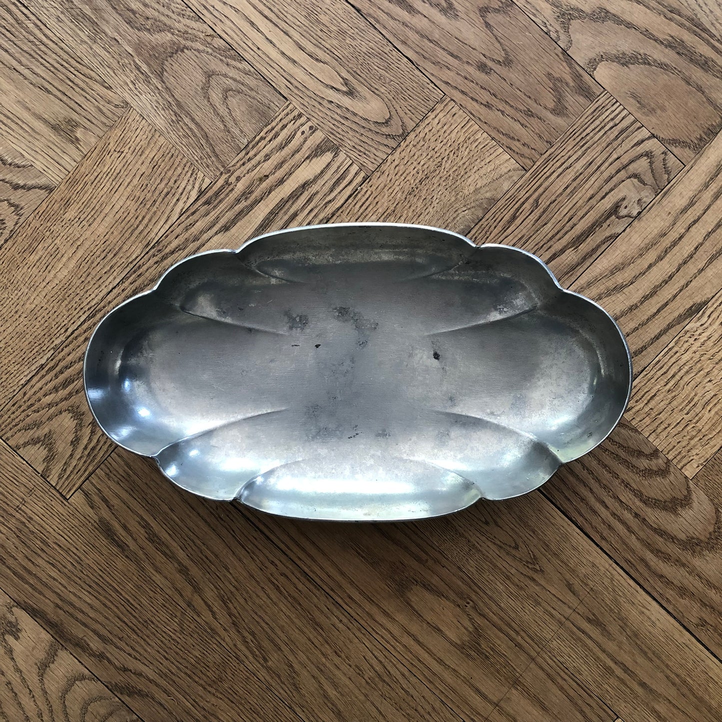 Edvin Ollers, pewter bowl