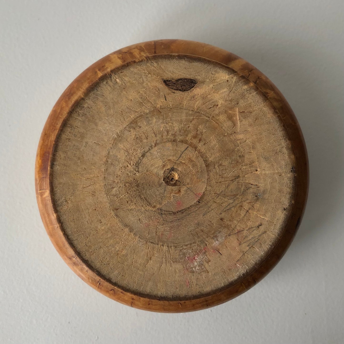 Wood lidded box