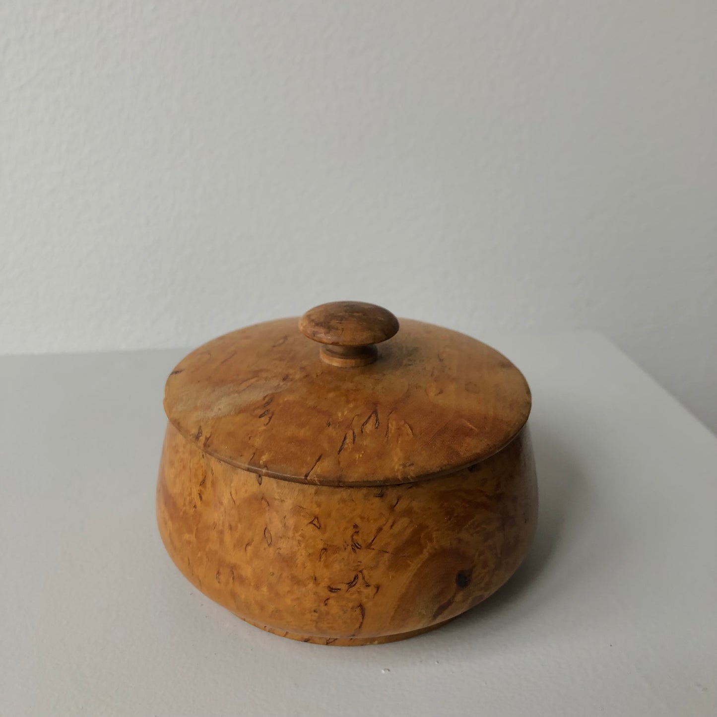 Wood lidded box