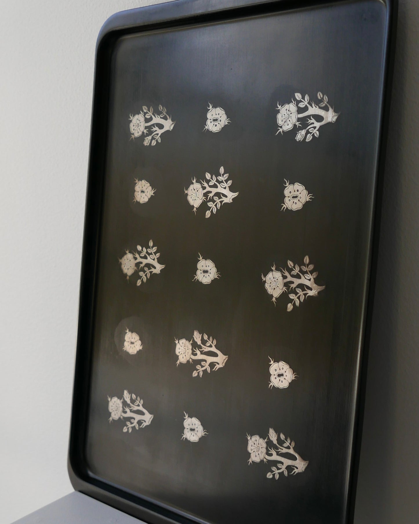 Perstorp isolite tray with silver inlays