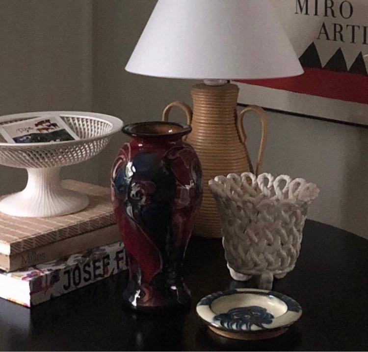 Footed woven porcelain fruit bowl