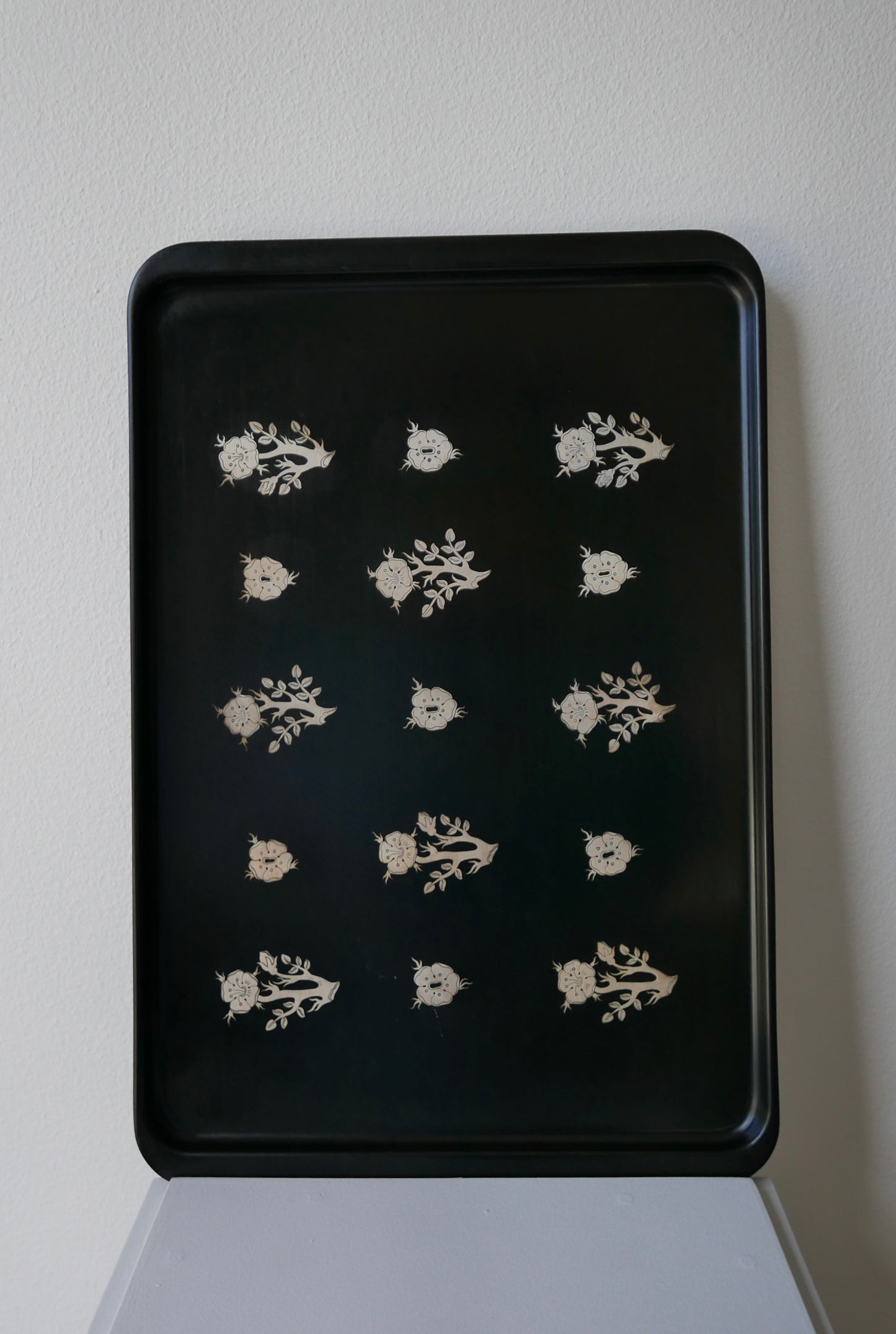 Perstorp isolite tray with silver inlays
