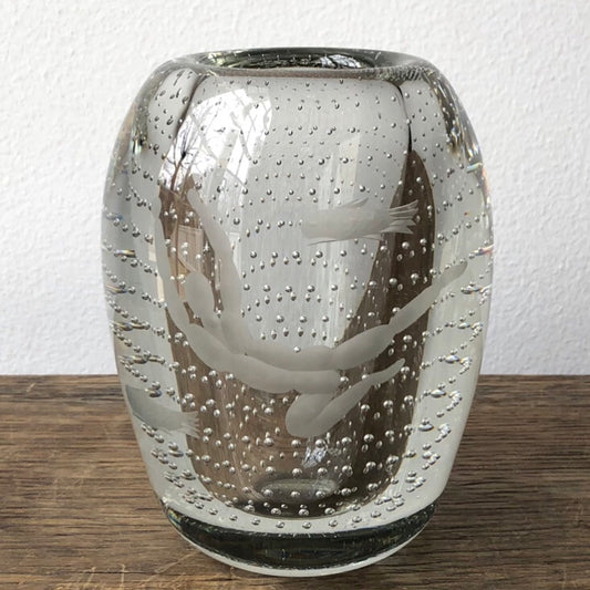 Glass vase