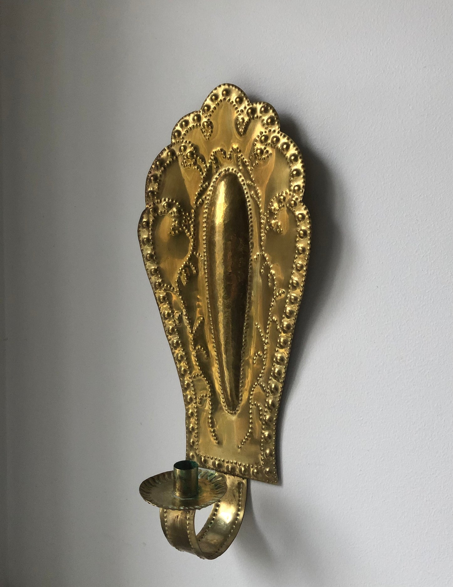 Candle sconce