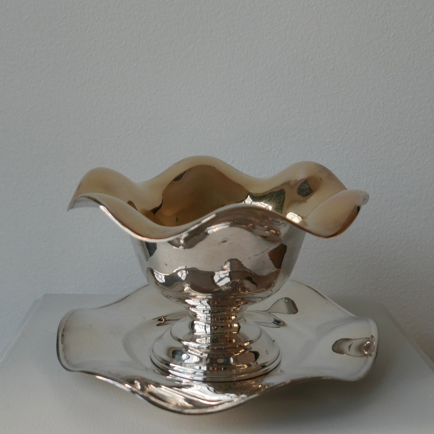 C G Hallberg, serving dish