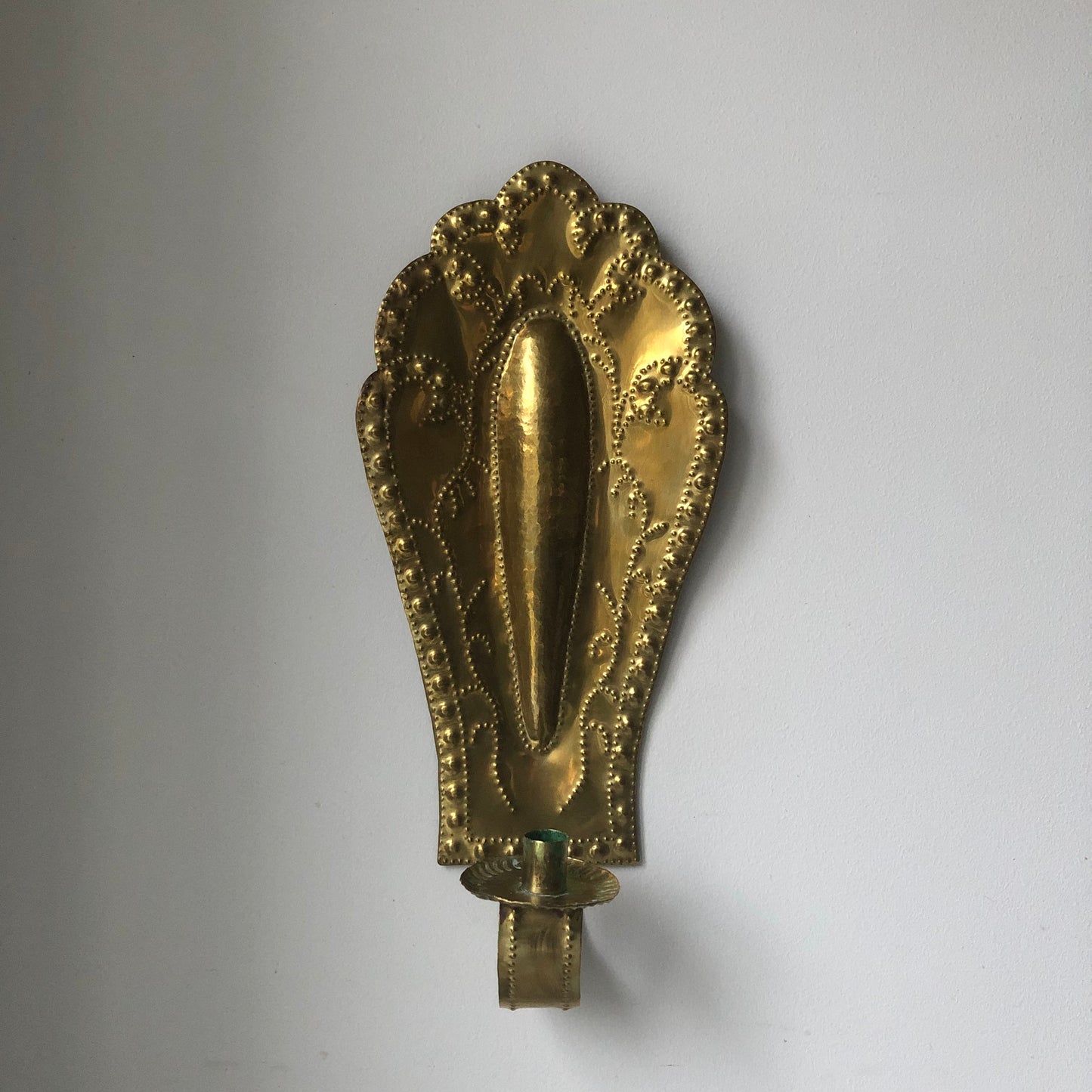 Candle sconce