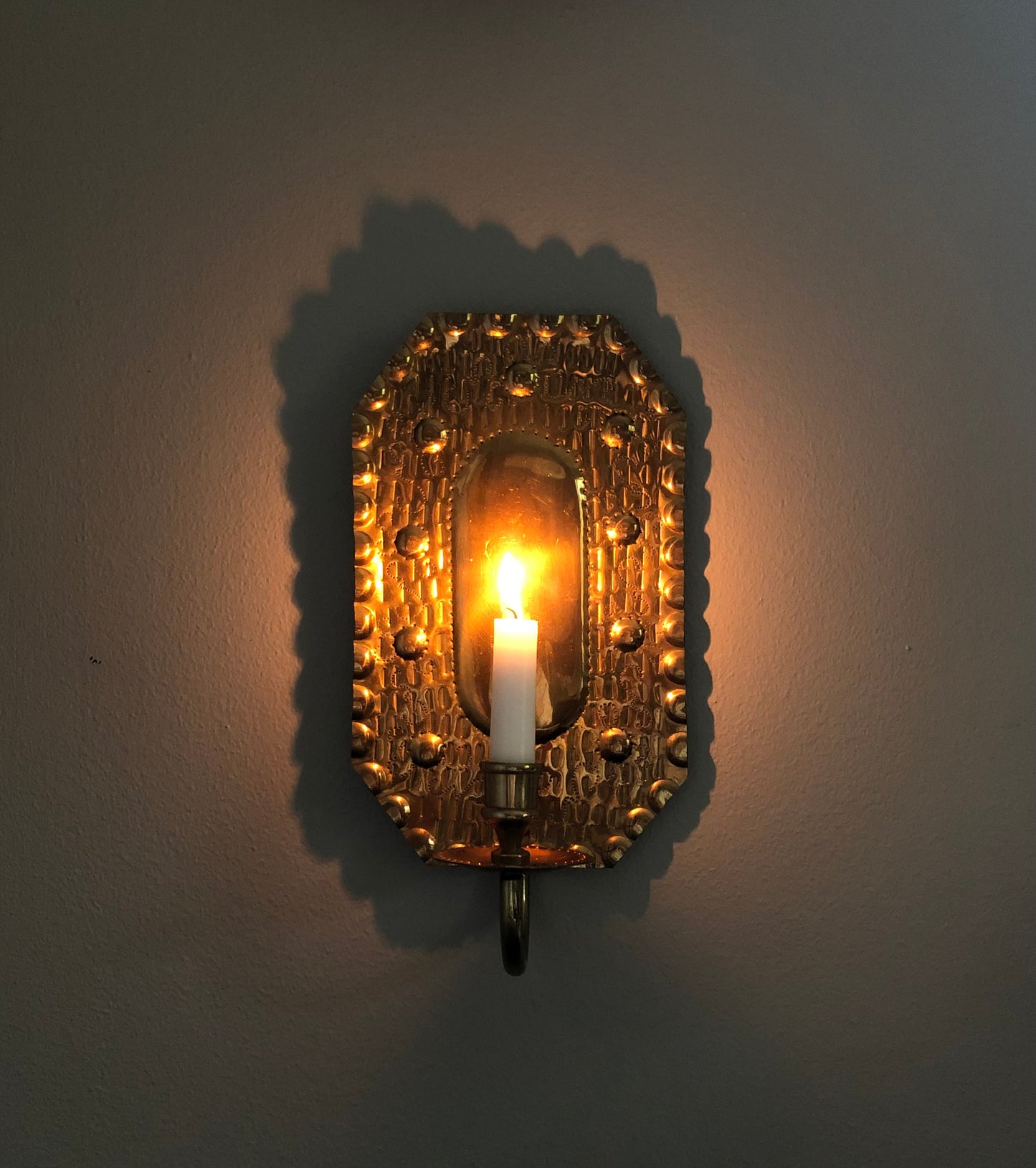 Candle sconce