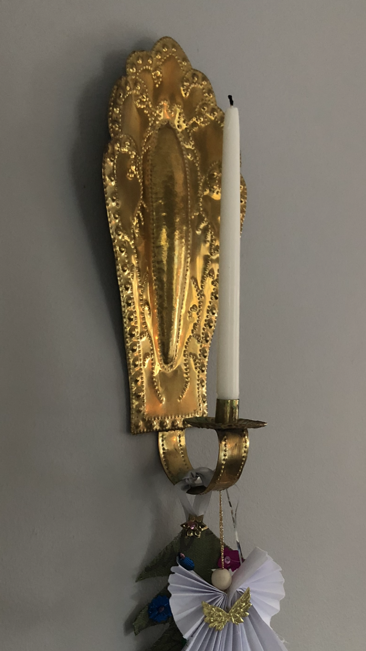 Candle sconce