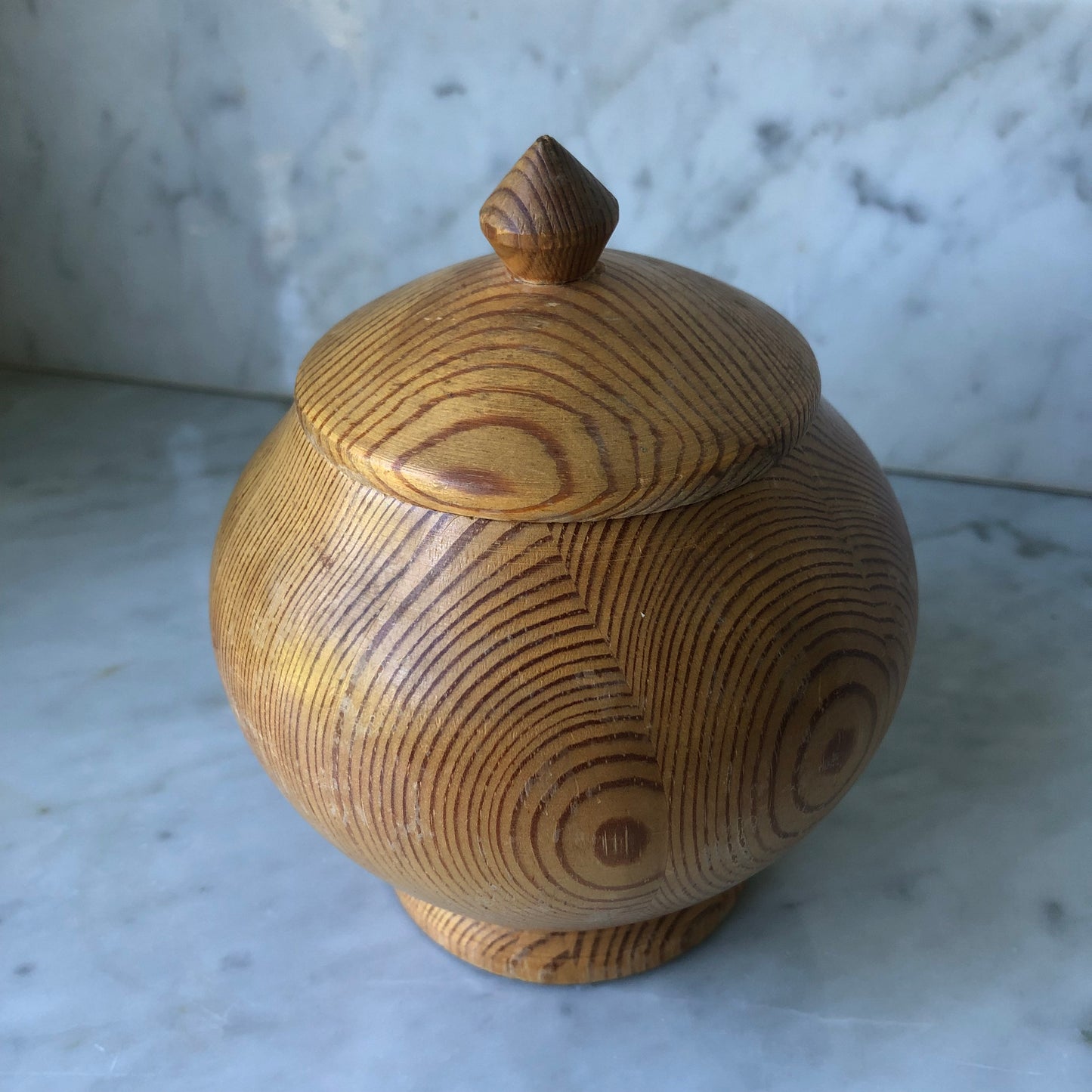 Wooden urn