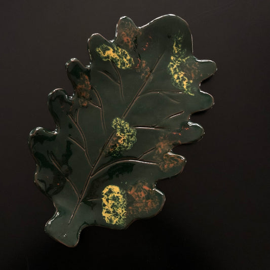 Large ceramic oak leaf