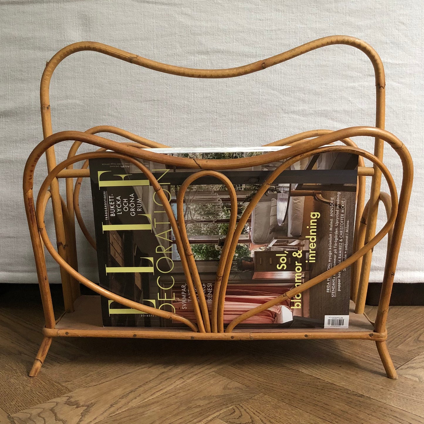 Magazine rack