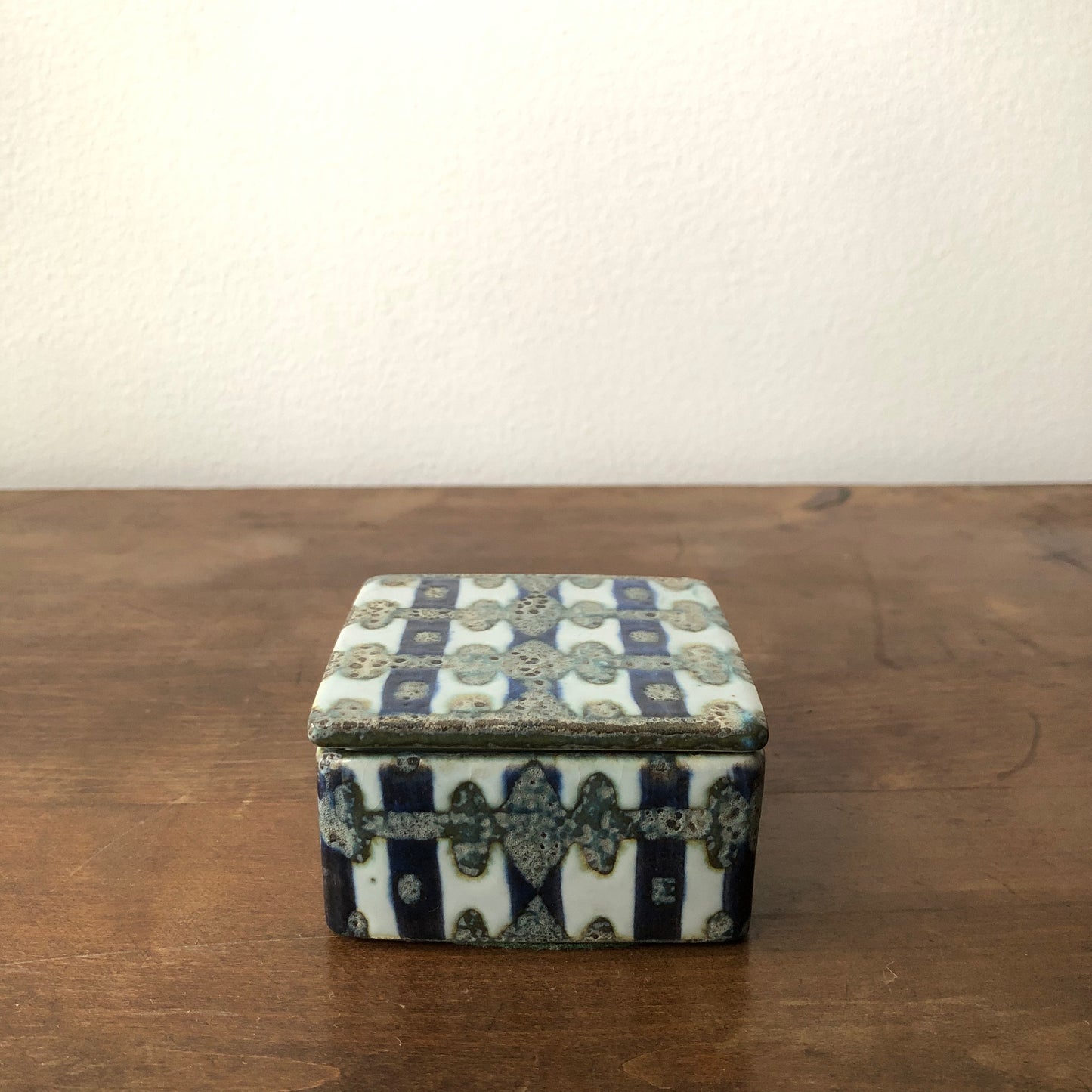 Aluminia, lidded box